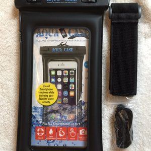 Aqua Case is a FLOATING 100% waterproof pouch NWT